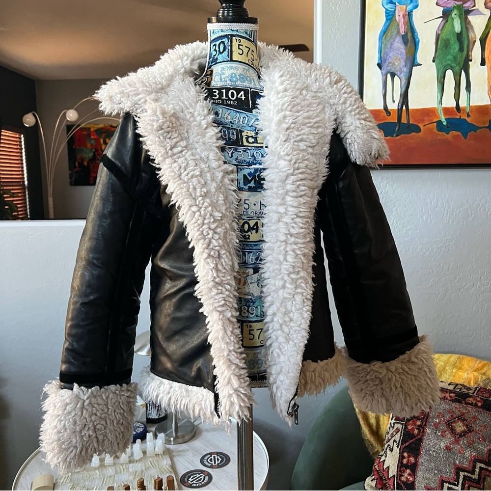 Lioness phoenix coat